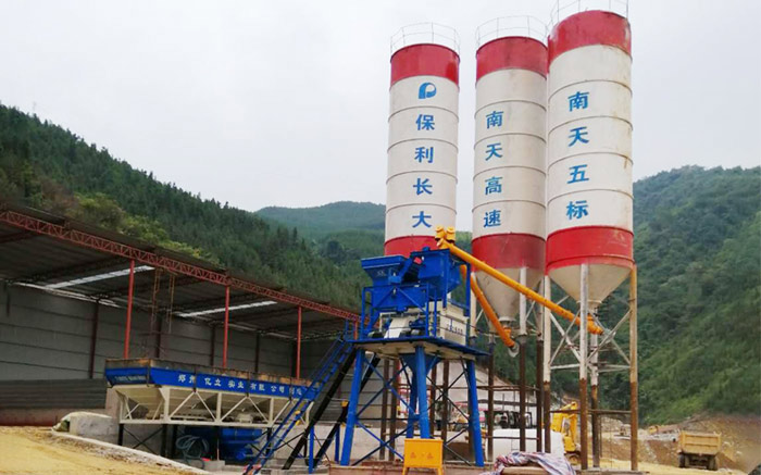 HZS50混凝土搅拌站用户生产现场实拍 厂家 价格实惠