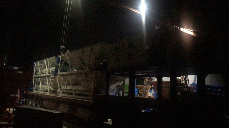 夜间发货搅拌站设备